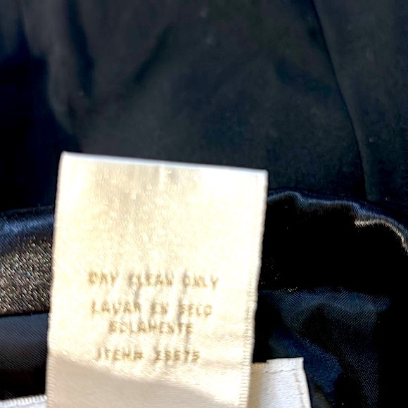 Lucy Perida black jacket with satin lapels - Picture 5 of 5